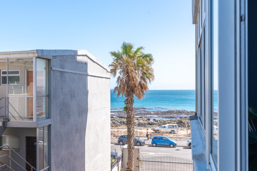 1 Bedroom Property for Sale in Mouille Point Western Cape